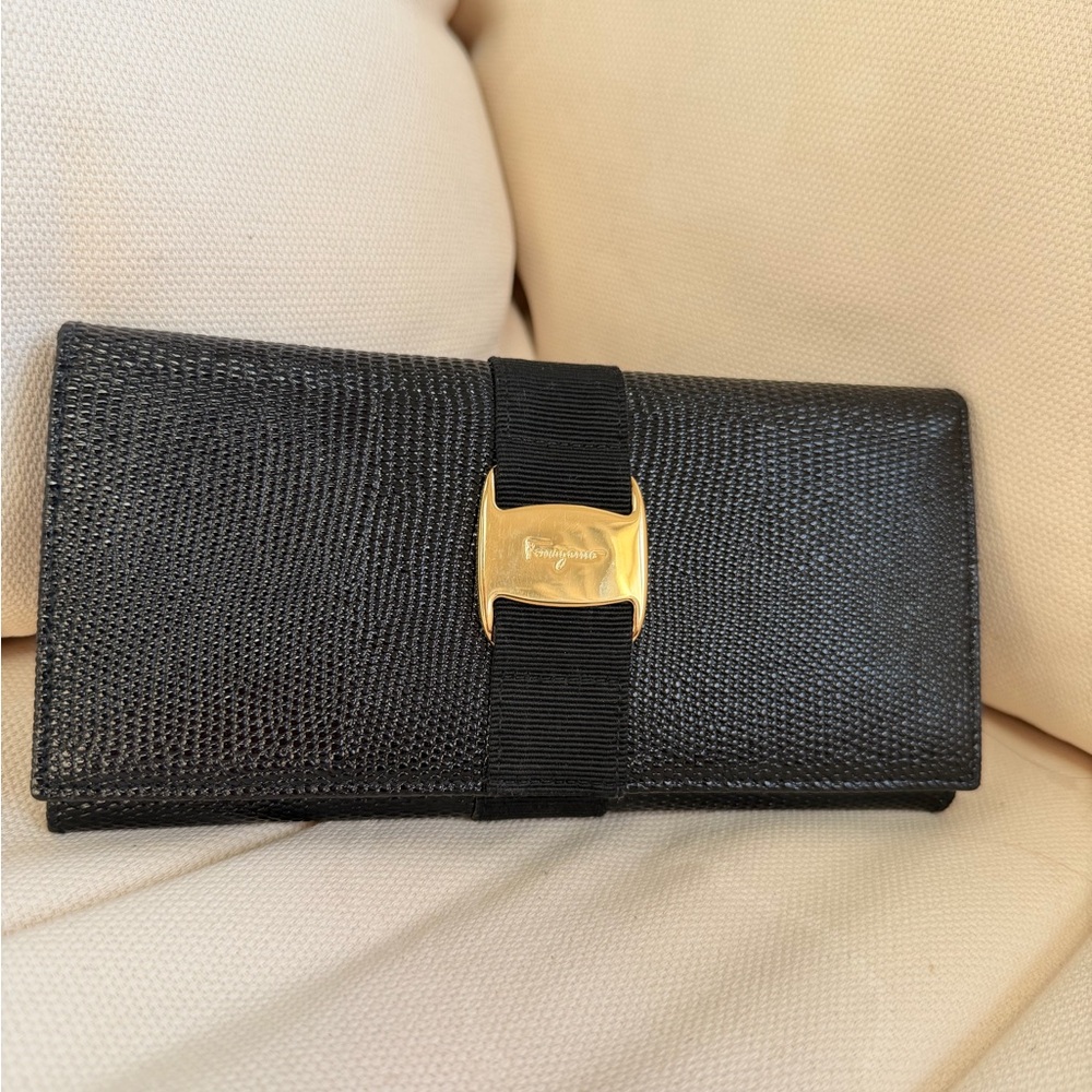 Salvatore Ferragamo Black Vara Bow Continental Wallet
